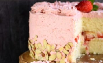 Strawberry Almond Cake