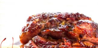 SLOW COOKED PINEAPPLE BROWN SUGAR GLAZED HAM