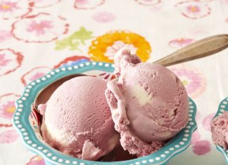 Blackberry–Cheesecake Swirl Ice Cream
