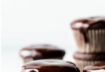 How to Make Chocolate Ganache