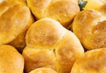 No-Knead Dinner Rolls