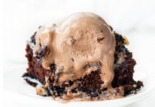 Oreo Earthquake Cake