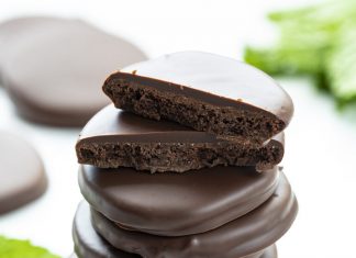 Chocolate Dipped Wafers {Thin Mint Copycat}