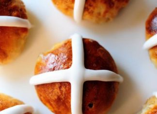 Hot Cross Buns