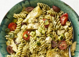Greek Pesto Pasta Salad