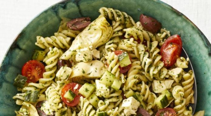Greek Pesto Pasta Salad