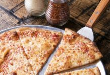 How to Make a Classic Cheese Pizza