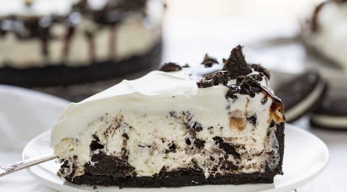No Bake Oreo Cheesecake