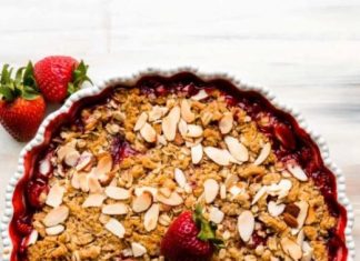 Strawberry Vanilla Crisp