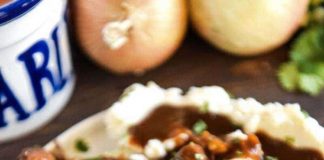 SLOW COOKER POT ROAST RECIPE