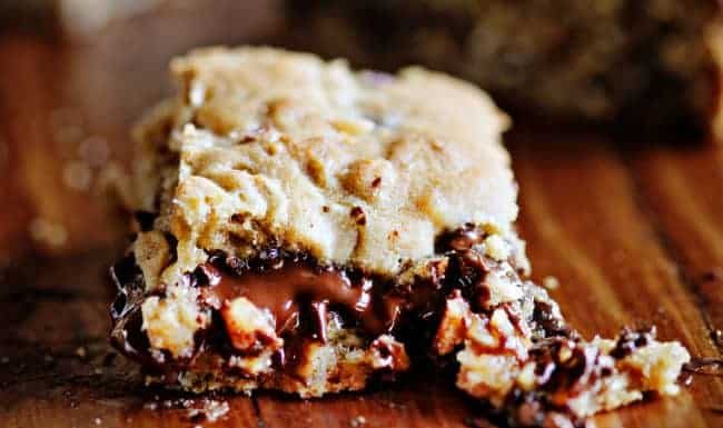 Oatmeal Chocolate Chip Bars