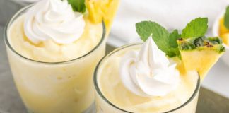 PINA COLADA SMOOTHIE