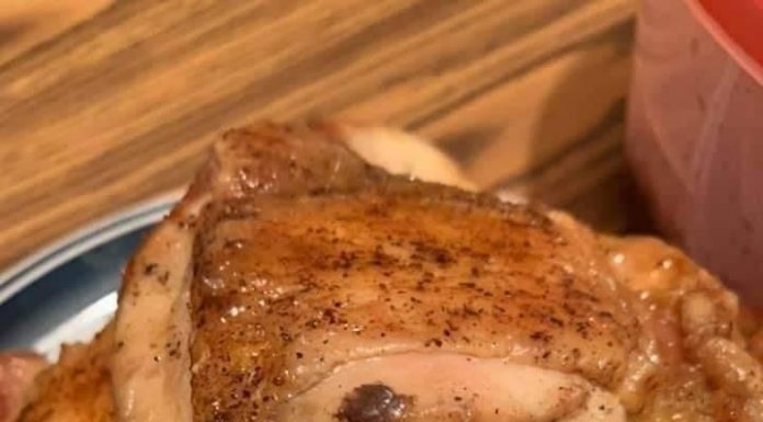 ROSEMARY LEMON GARLIC ROASTED CHICKEN