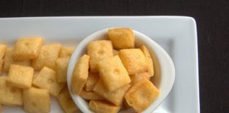 Homemade Cheese Crackers