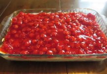 Mamaw’s No Bake Cherry Cheese Cake