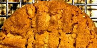 Old Fashion Crispy Peanut Butter Cookies