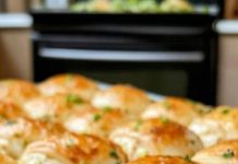 CHEESY CHICKEN CRESCENT ROLL
