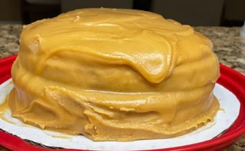 Mona’s Caramel Frosting