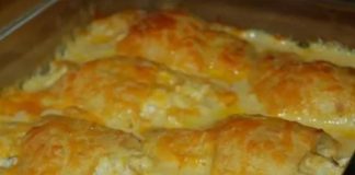 CHEESY CHICKEN CRESCENT ROLL