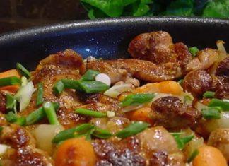 DUTCH OVEN MOROCCAN CHICKEN