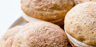 Apple Cinnamon Spice Whoopie Pies