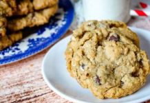 Grandma Helen’s Oatmeal Cookies