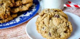 Grandma Helen’s Oatmeal Cookies