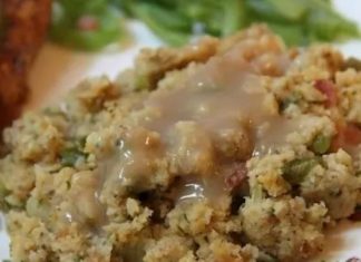 Holiday Cornbread Dressing