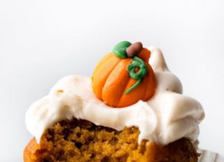 Pumpkin Cupcakes with Cream Cheese Frosting