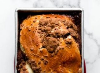 Apple Cinnamon Babka