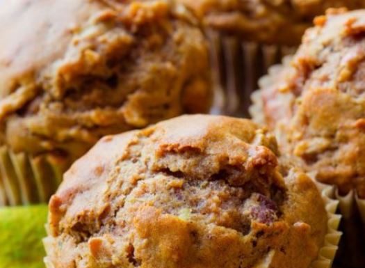 Whole Wheat Apple Cinnamon Muffins