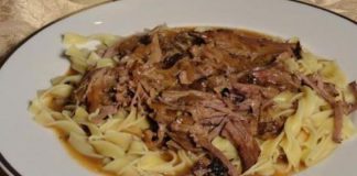Crock Pot Roast With Gravy