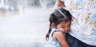 8 Signs of an Unloved Child