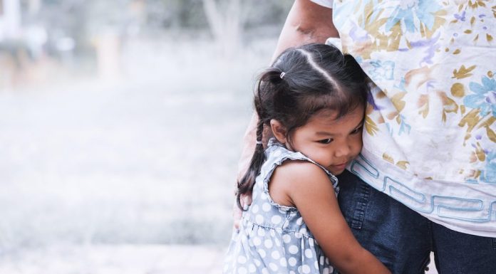 8 Signs of an Unloved Child
