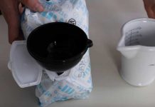 How To Make Sanitizing Wipes From A Container Of Baby Wipes