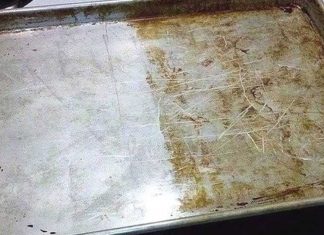 How To Make Old Cookie Sheets Look New Again
