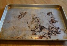 How To Restore Burnt And Stained Baking Sheets