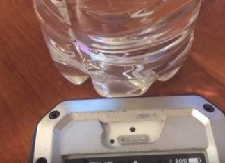 How Putting A Bottle Of Water Beside A Cell Phone Can Boost Your Service