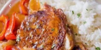 SLOW COOKER HAWAIIAN PINEAPPLE CHICKEN