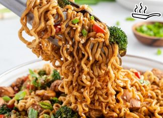 Chicken Ramen Stir Fry