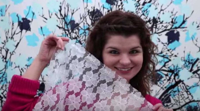 How To Make A Pretty DIY Lace Privacy Window