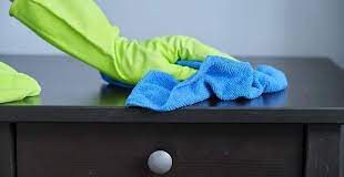 The Most Important Things to Clean When You Only Have 10 Minutes Until Company Arrives