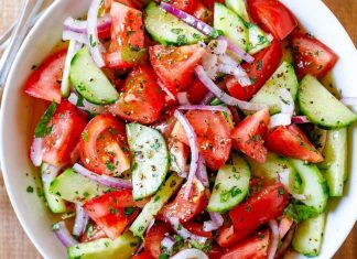 How To Make A Fresh, Marinated Tomato And Cucumber Salad
