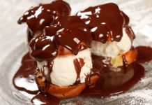 Éclairs with Ice Cream