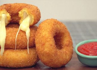How To Make Mouthwatering Mozzarella Onion Rings
