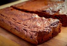 How To Make Soft And Gooey 3-Ingredient Brownies