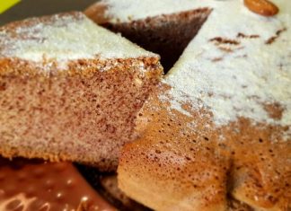 Almond and Rum Sponge Cake