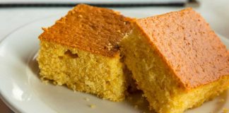 Which Boxed Cornbread Mix Is The Best? We’ll Tell You!