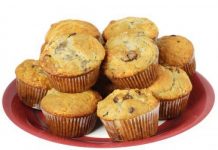 Muffins with Bananas, Walnuts and Oats