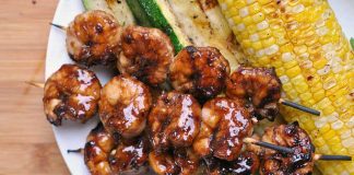 How to prepare shrimp with garlic and honey in 10 minutes?